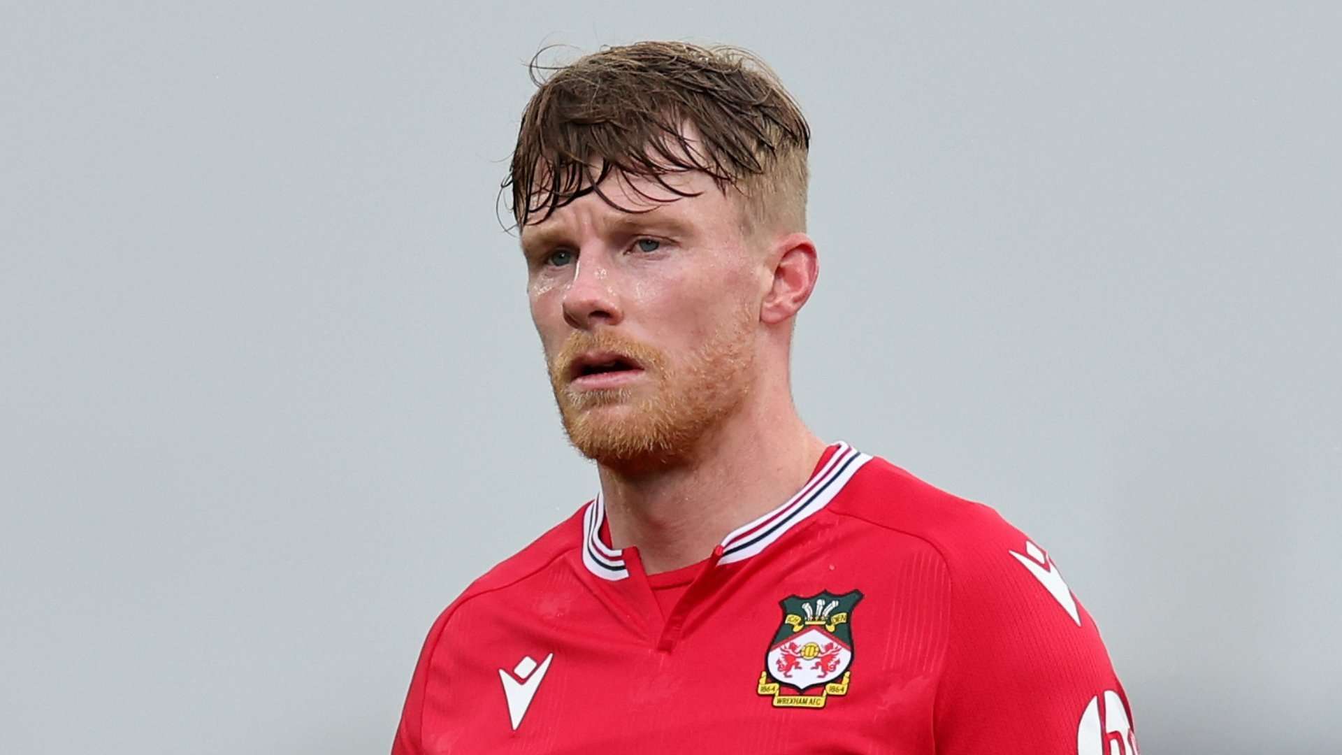Wrexham tie key midfielder to new contract   Wrexham tie key midfielder to new contract
