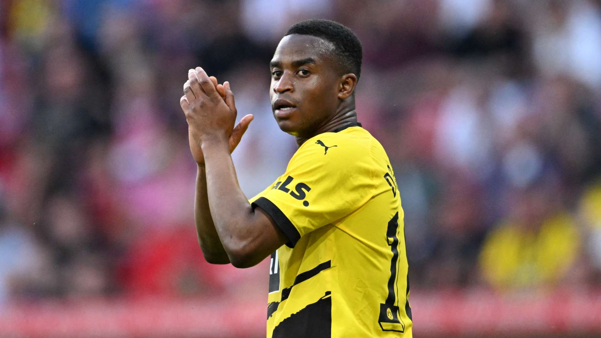 Ratcliffe & INEOS close to signing Moukoko from Dortmund  