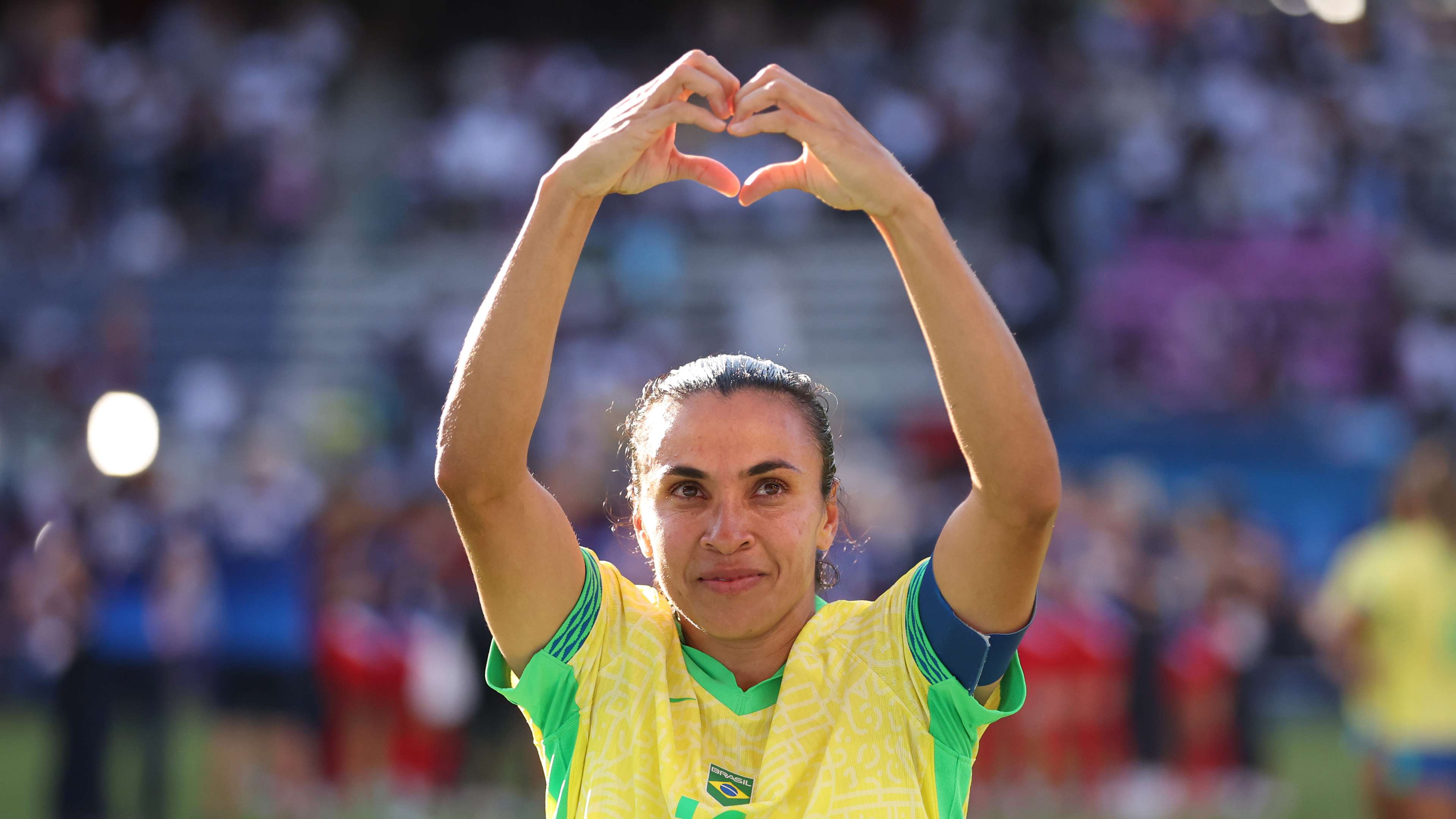 Marta's Olympic dream ends in silver, Brazil rue missed chances  