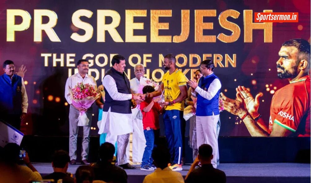 Hockey India आधुनिक भारतीय हॉकी के भगवान PR Sreejesh का अभिनंदन किया  