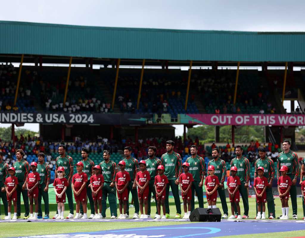 Sports Advisor Asif Mahmud meets BCB officials to ask for interim board appointment   Sports Advisor Asif Mahmud meets BCB officials to ask for interim board appointment