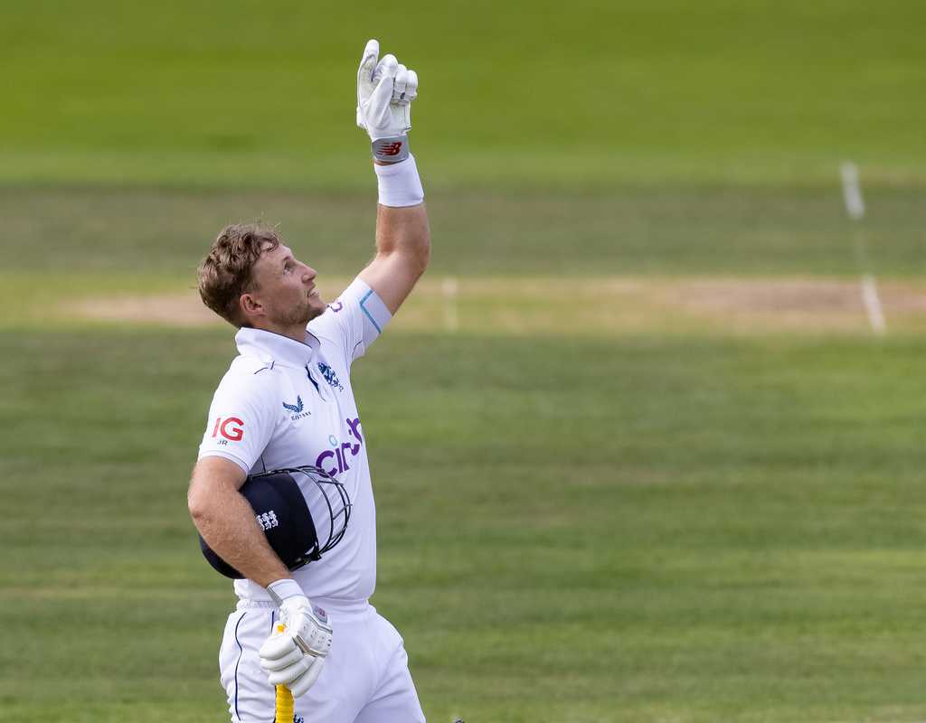 'He's someone who I owe a lot to' - Root dedicates 33rd ton to Thorpe  