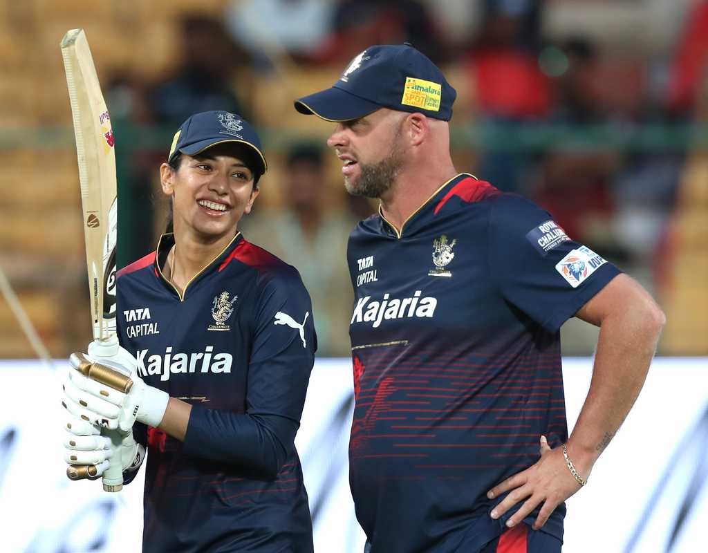 Smriti Mandhana signs pre-draft overseas contract with Adelaide Strikers   Smriti Mandhana signs pre-draft overseas contract with Adelaide Strikers