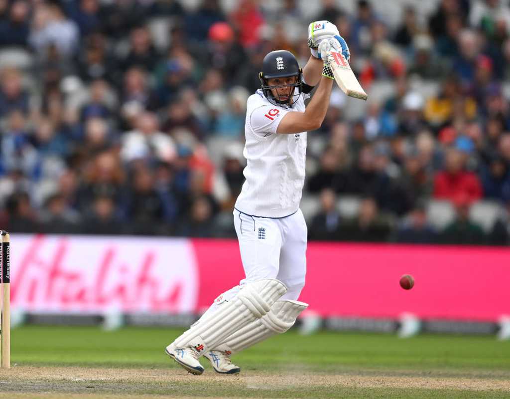 Jamie Smith, Harry Brook drive England into lead   Jamie Smith, Harry Brook drive England into lead
