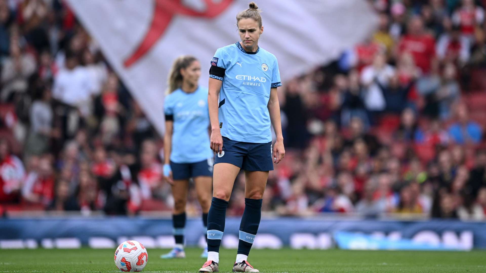 Friend turned foe! Miedema makes ‘nervous’ Arsenal admission  