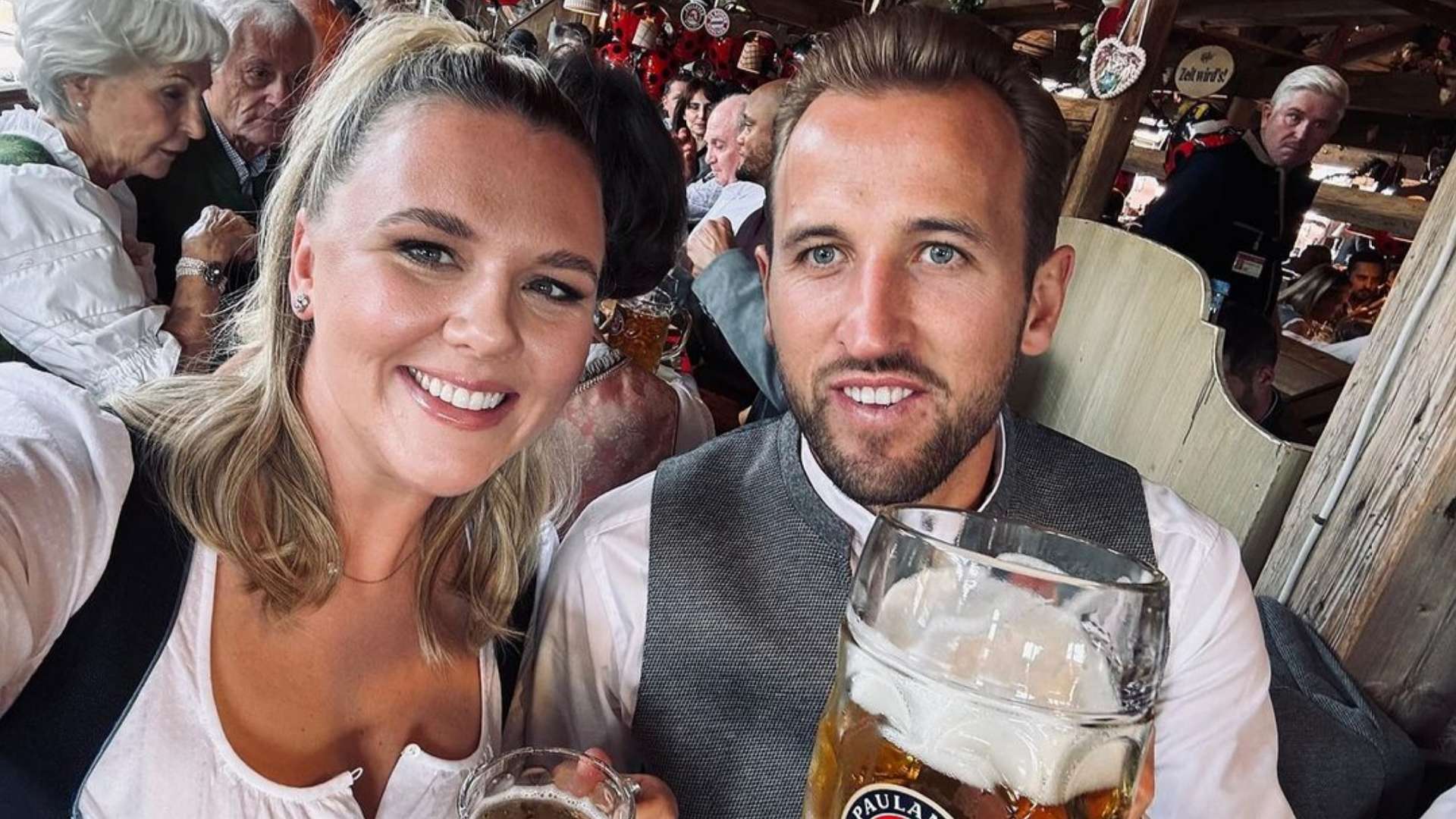 Beer, sunshine & wife Kate! Kane enjoys ‘perfect’ Oktoberfest  