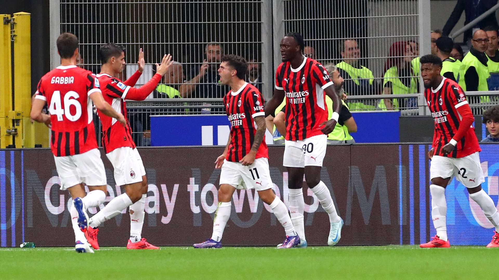 Why Inter fans threw plastic cups at USMNT star Pulisic  