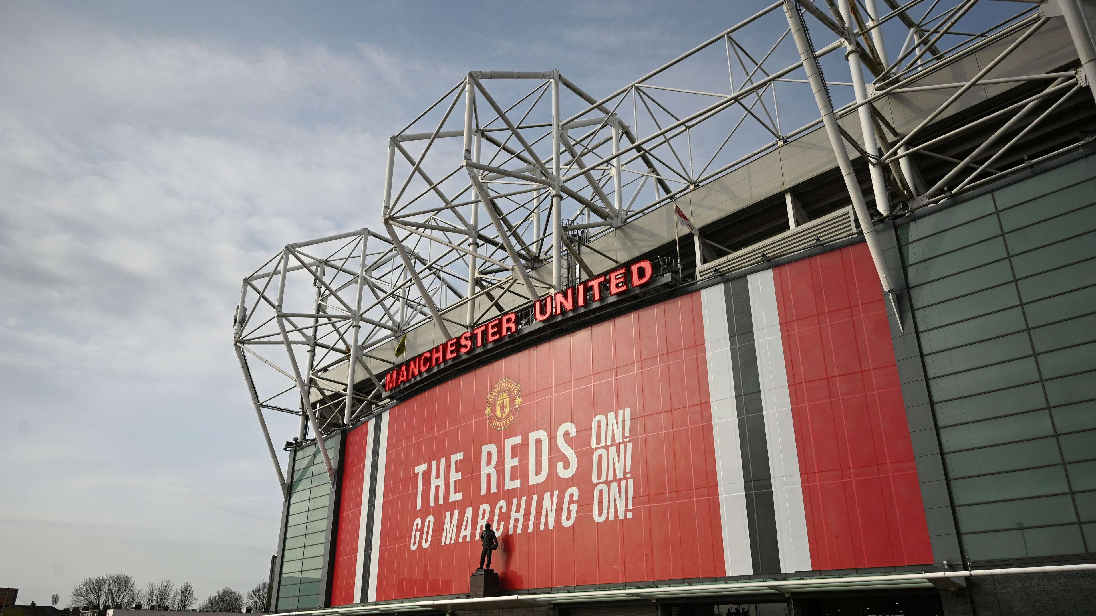 Man Utd say new 100,000-seater stadium a £7bn boost to UK economy   Man Utd say new 100,000-seater stadium a £7bn boost to UK economy