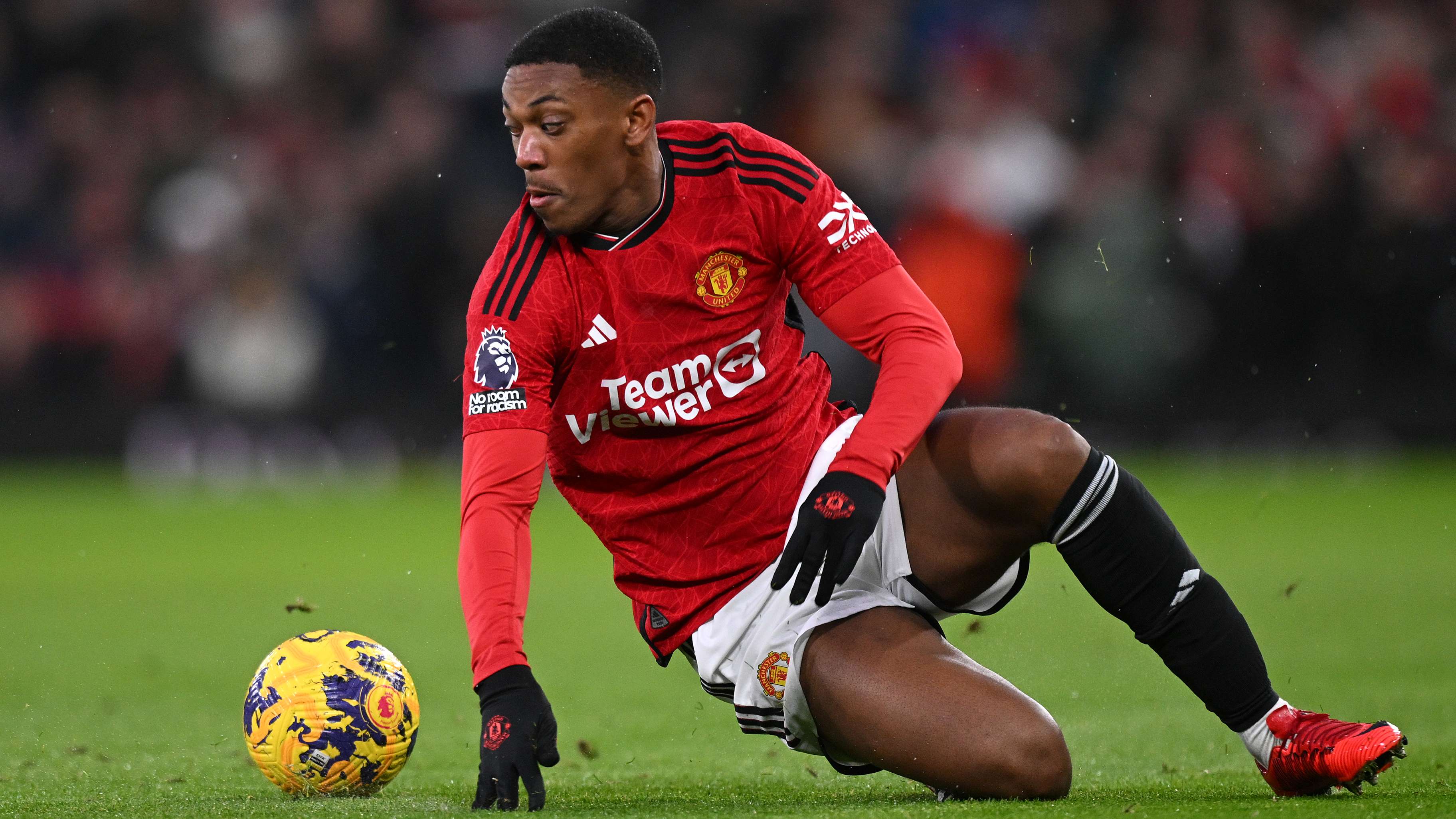 Struggling Martial told to ask himself if he has any 'desire'  