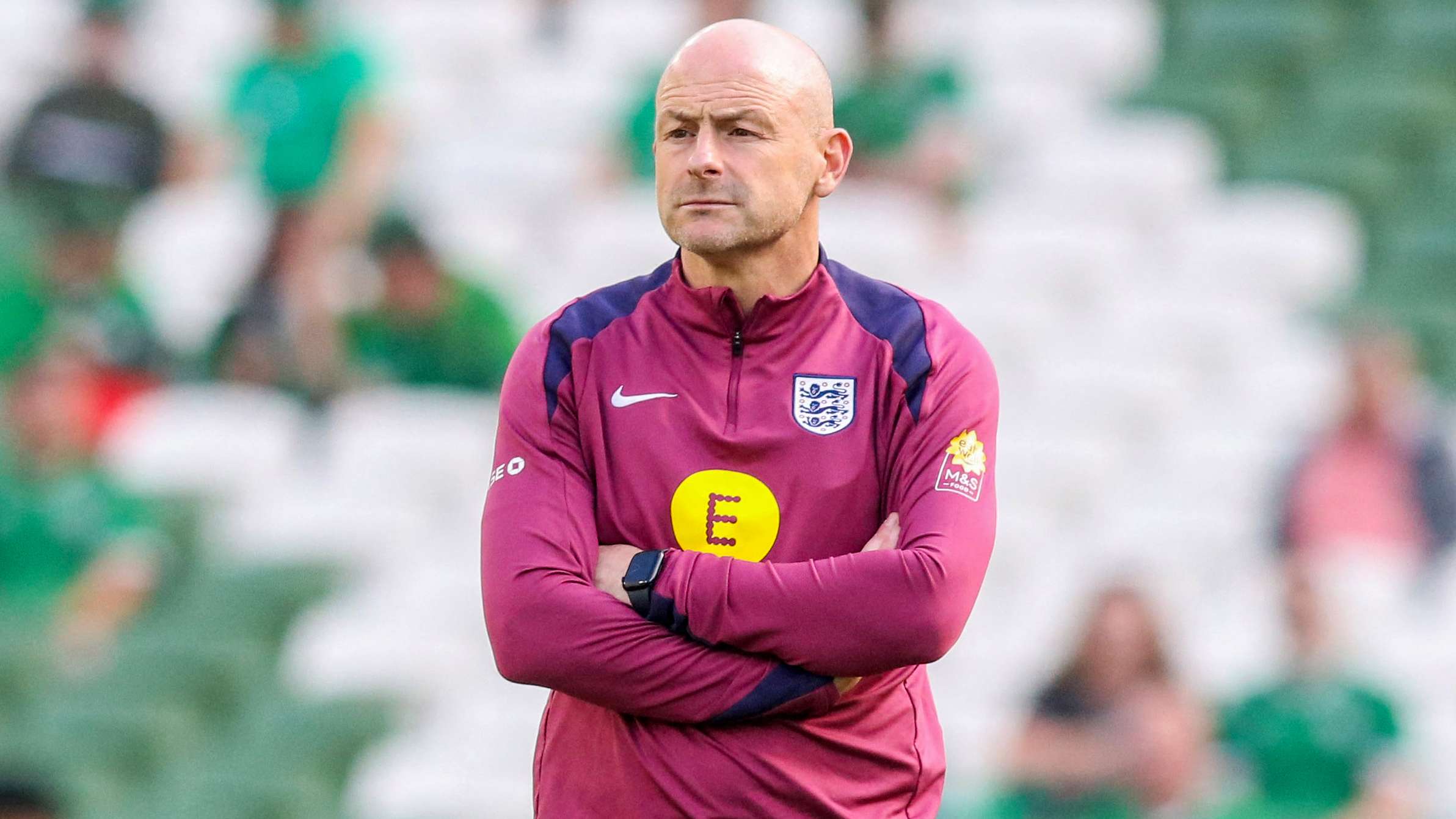 Carsley told he "must" sing national anthem   Carsley told he "must" sing national anthem