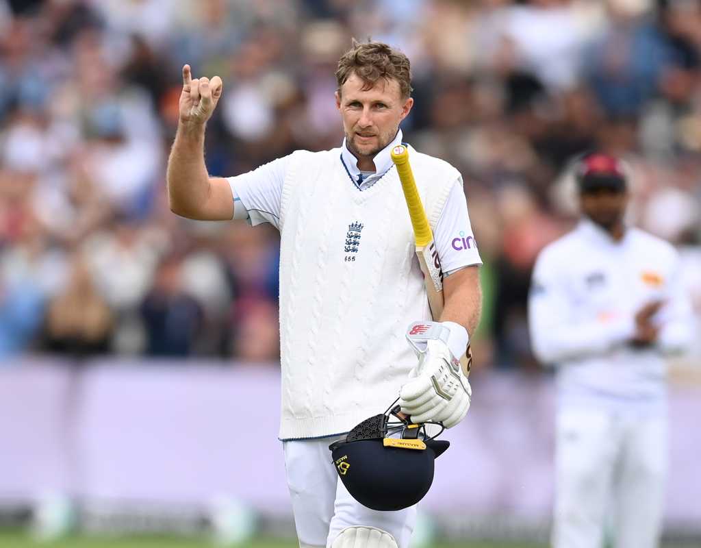 'He is quite simply England's greatest' - Cook on Root  