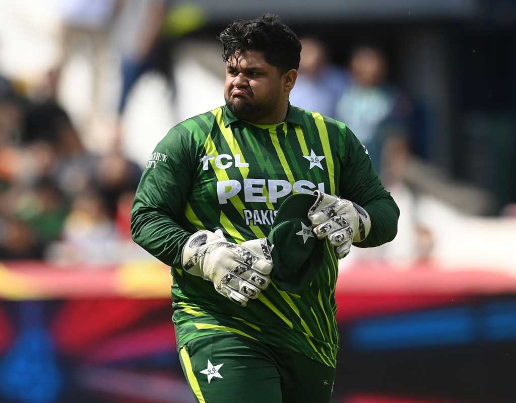 Azam's confidence was dented by the way he was treated, alleges Moin Khan  