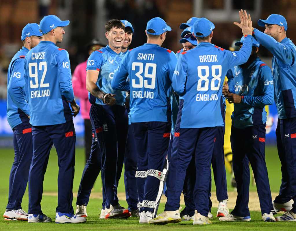 Clinical England decimate Australia at the Lord's to level series   Clinical England decimate Australia at the Lord's to level series