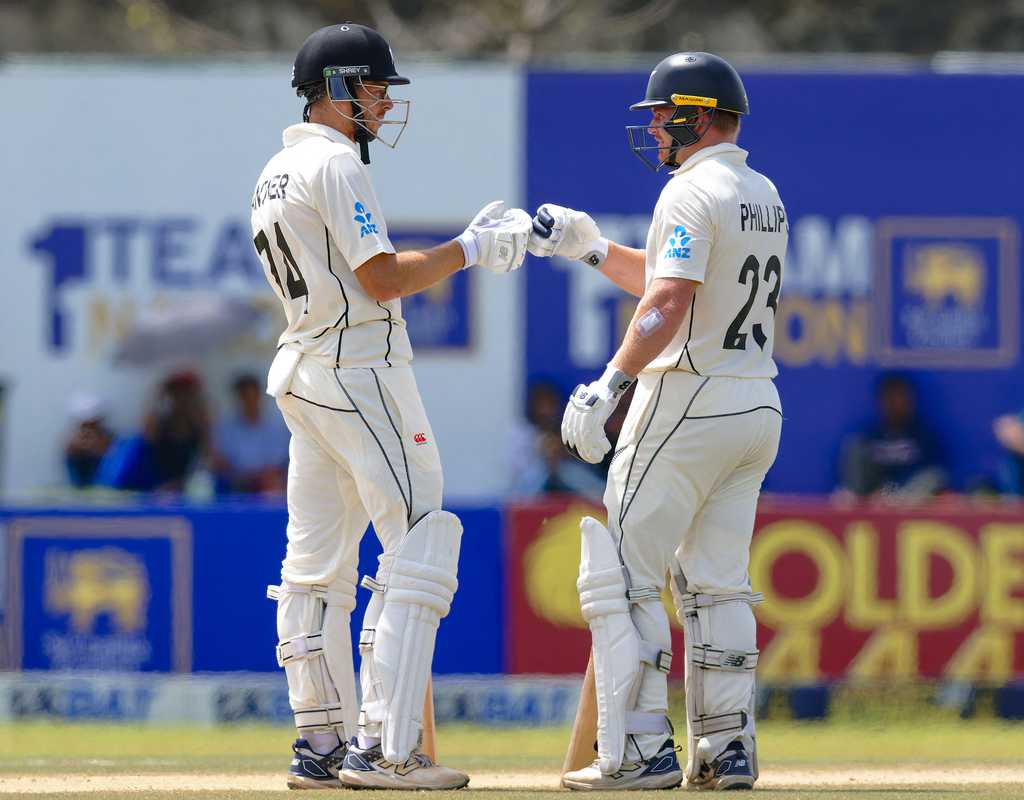 NZ's lower order delay Sri Lanka's victory march  