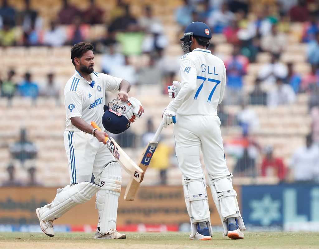 Gill, Pant glide and gallop on an unforgiving day of runs  