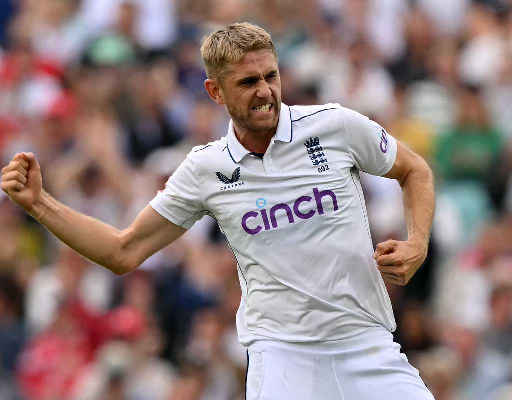 You don't want to see anyone get hurt - Stone on 'frustrating' bad-light call  