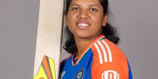 Should Richa Ghosh be Given Opportunity to Open for India at T20 World Cup?  