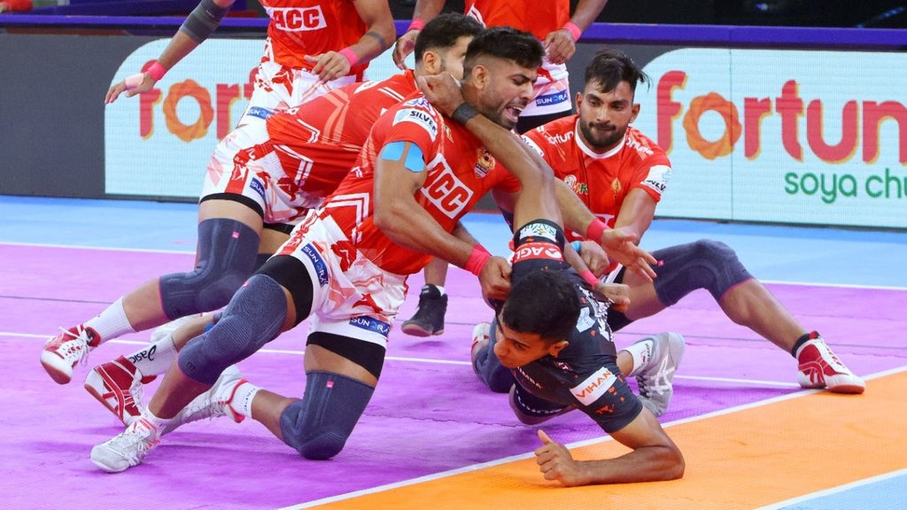 UP Yoddhas face off against Gujarat Giants in Match 20 of PKL Season 11   UP Yoddhas face off against Gujarat Giants in Match 20 of PKL Season 11
