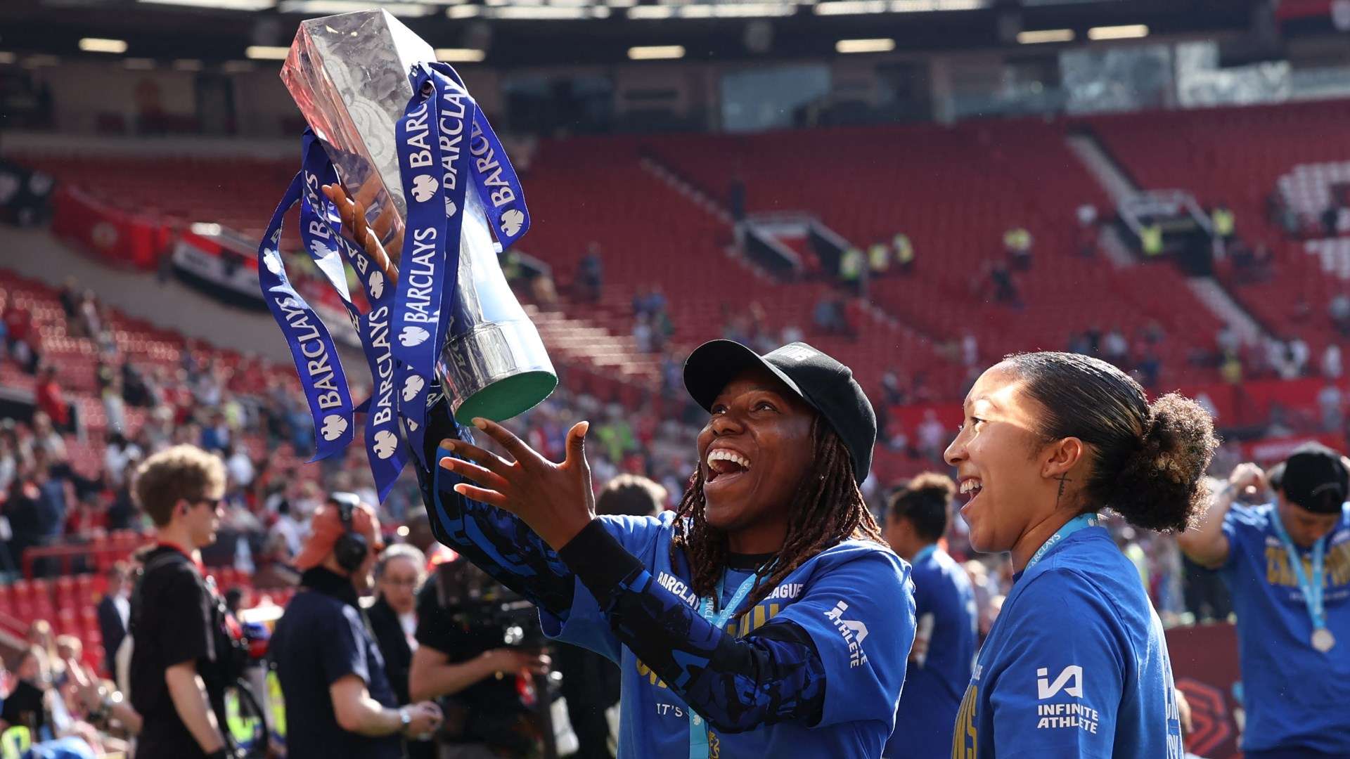 Wrexham fall behind Birmingham in title race after Huddersfield draw   Wrexham fall behind Birmingham in title race after Huddersfield draw