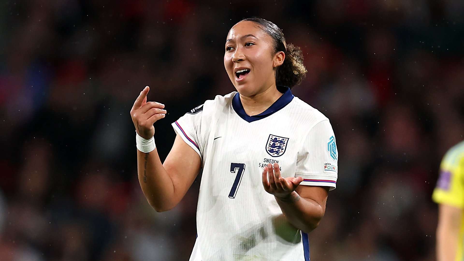 Chelsea star James pulls out of Lionesses squad  