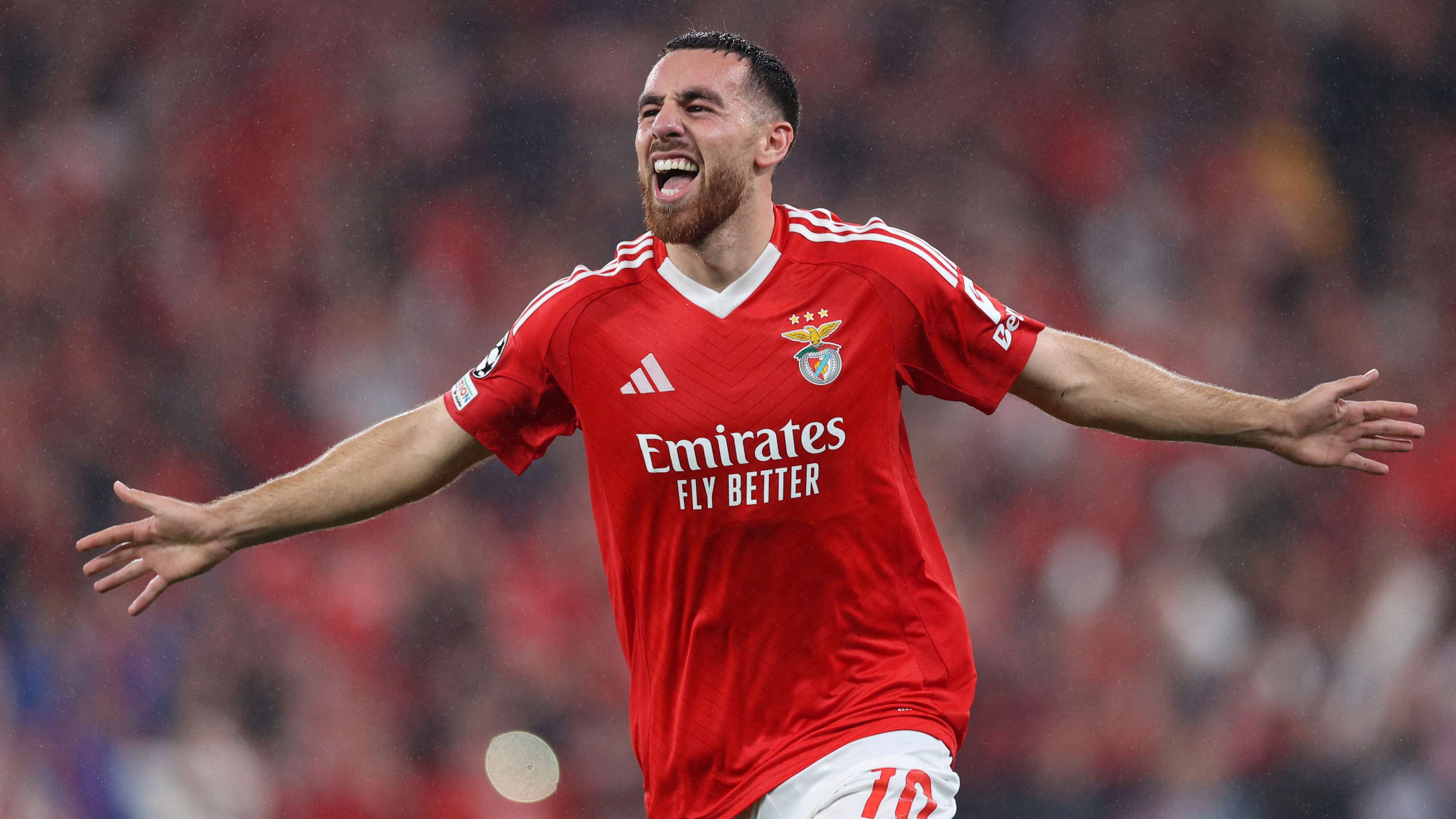 Liverpool handed boost in race to sign £67m Benfica star  