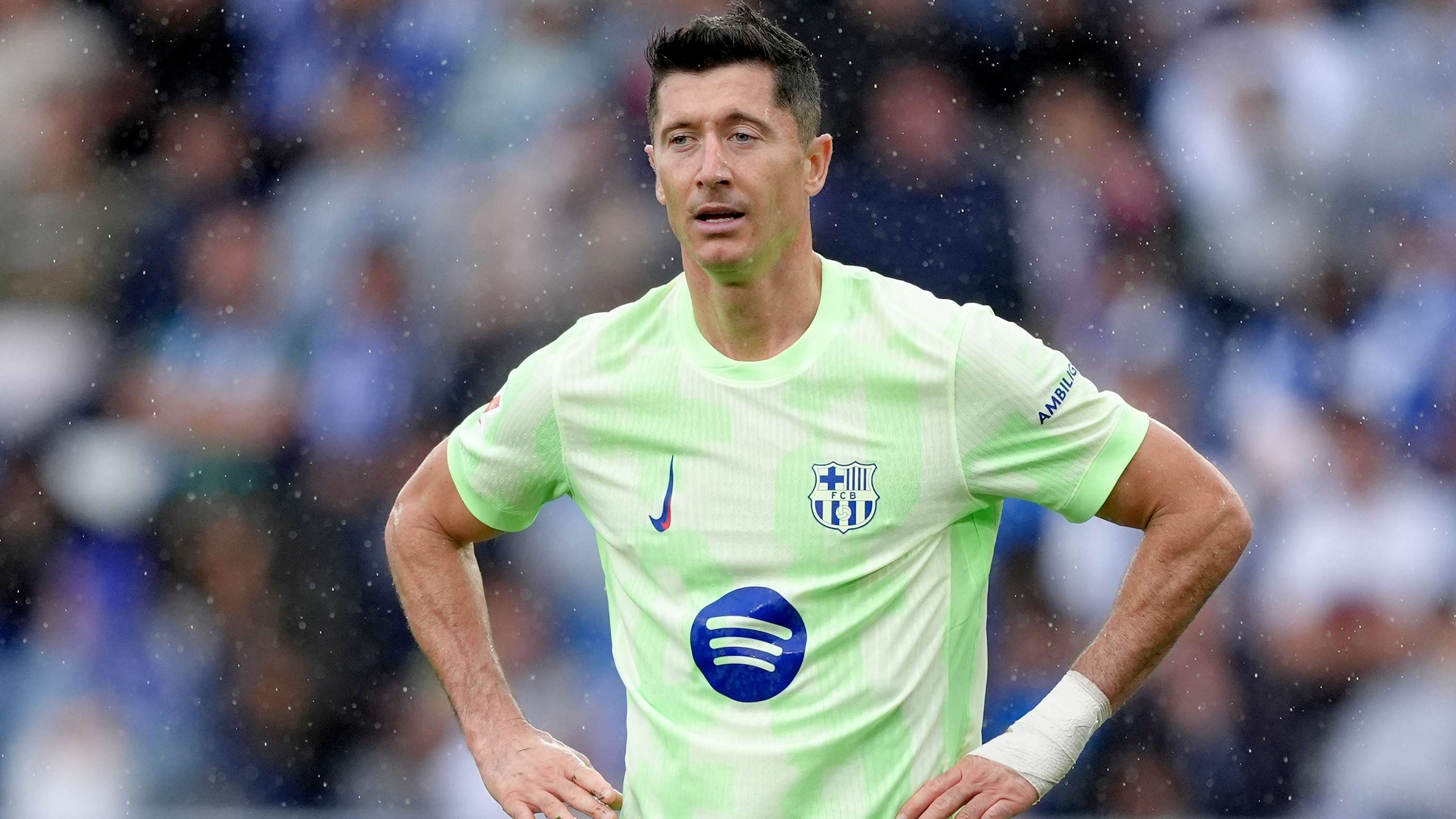 Revealed: Barcelona owe SEVEN clubs for Lewandowski   Revealed: Barcelona owe SEVEN clubs for Lewandowski