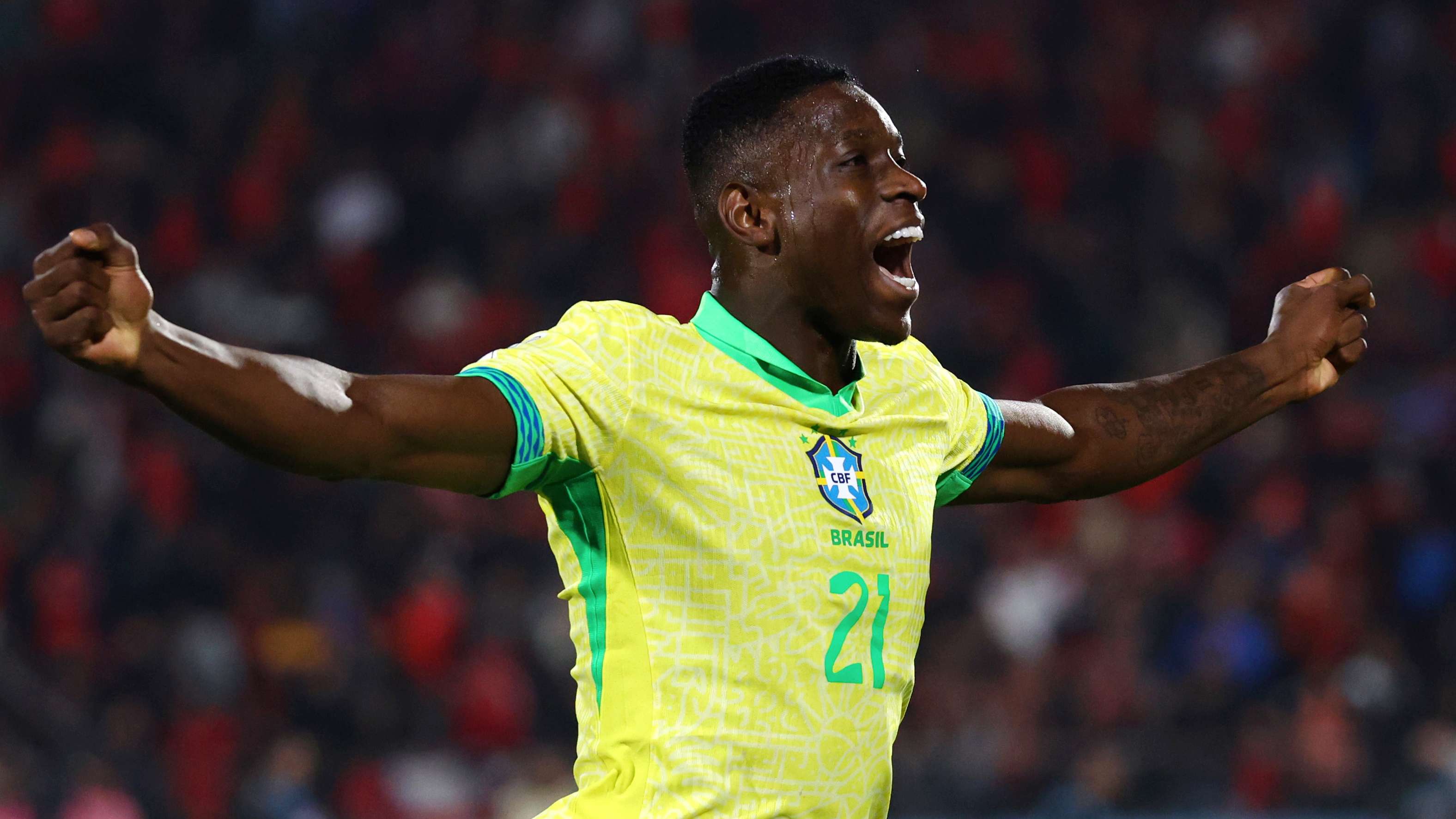 Brazil's 89th-minute winner sees them scrape by Chile in WCQ   Brazil's 89th-minute winner sees them scrape by Chile in WCQ