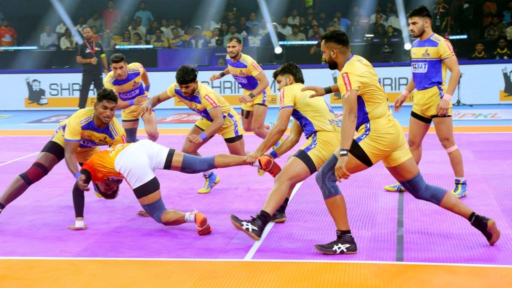 Sachin leads Tamil Thalaivas to thrilling win over Defending Champions Puneri Paltan   Sachin leads Tamil Thalaivas to thrilling win over Defending Champions Puneri Paltan