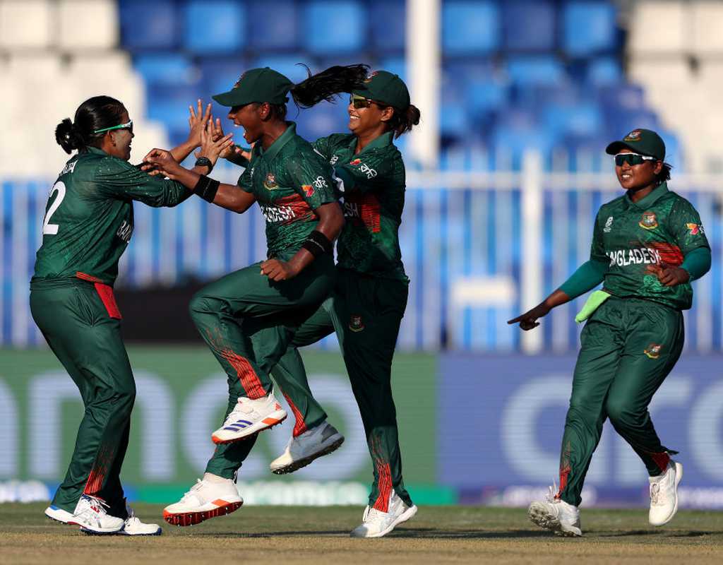 Bangladesh comfortably see off Scotland in tournament opener  