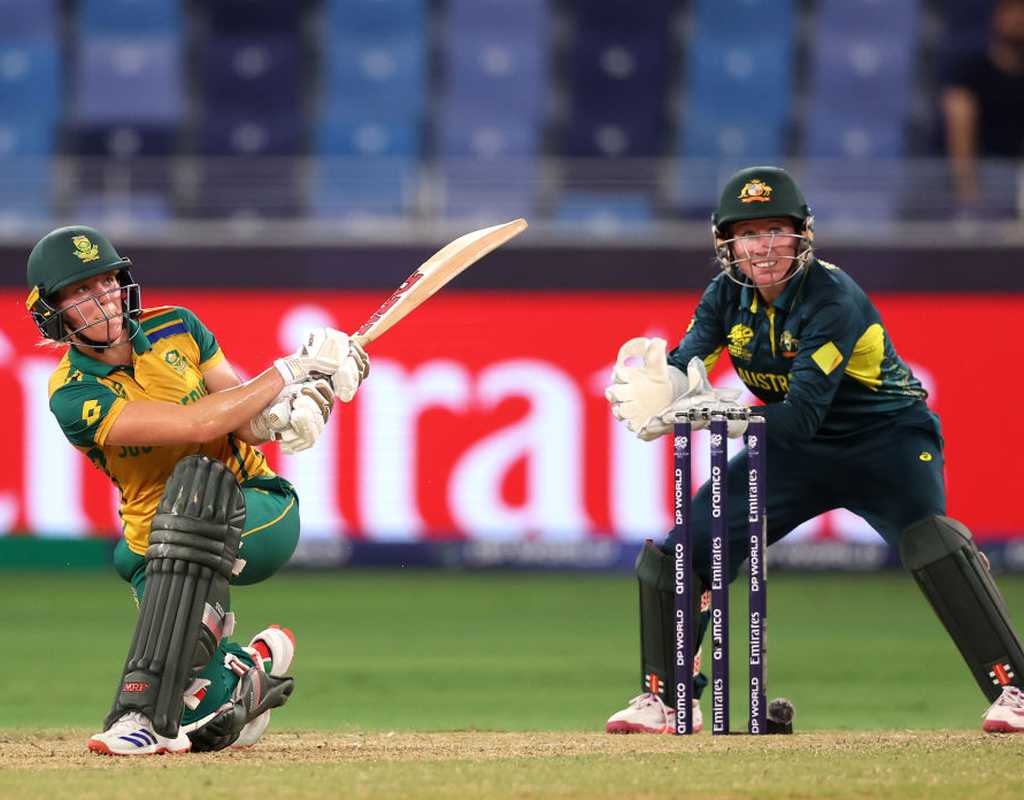 Anneke bosses giant-killing act to dethrone Australia  