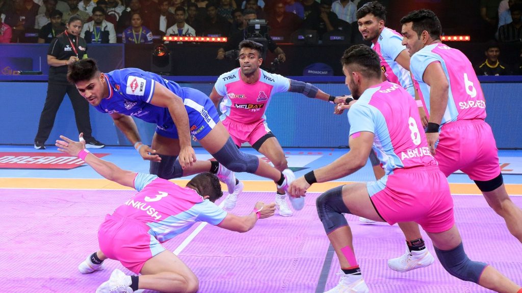 Jaipur Pink Panthers lock horns with Tamil Thalaivas in PKL Season 11 encounter   Jaipur Pink Panthers lock horns with Tamil Thalaivas in PKL Season 11 encounter