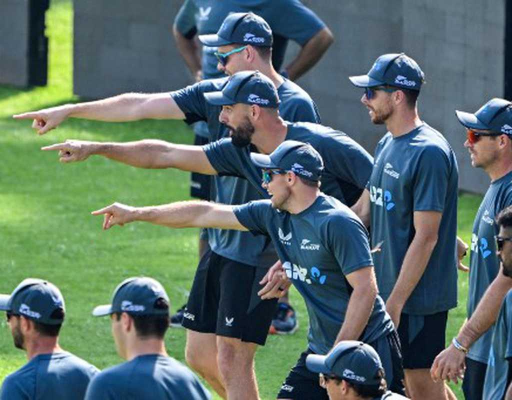 High stakes in Pune as New Zealand take shot at history  