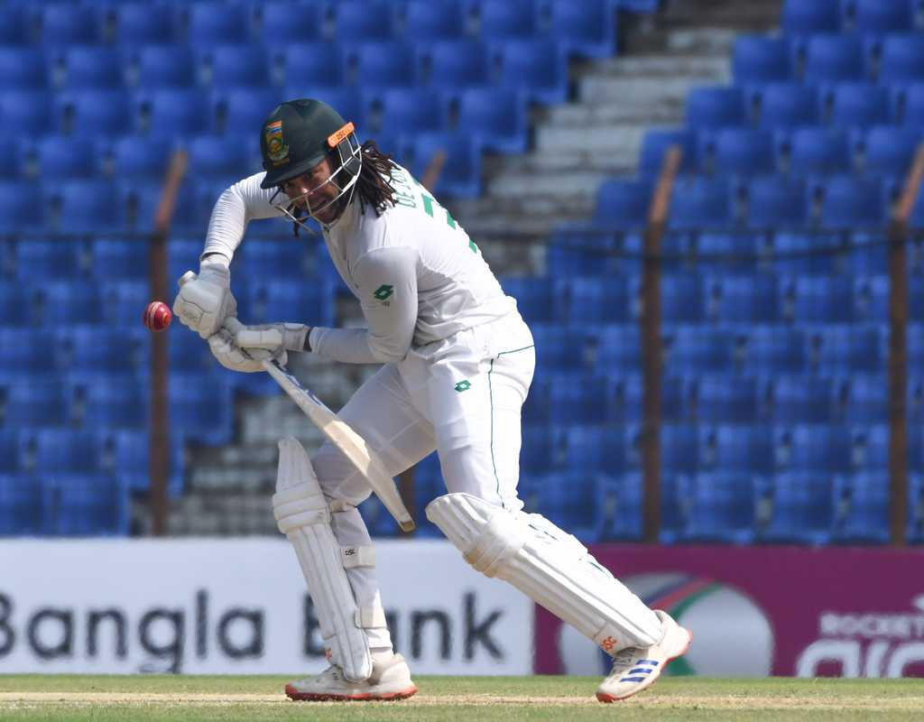 South Africa make strong start after opting to bat  