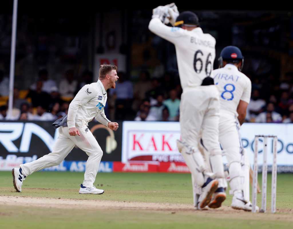 New Zealand stay ahead amidst India's aggressive rearguard  
