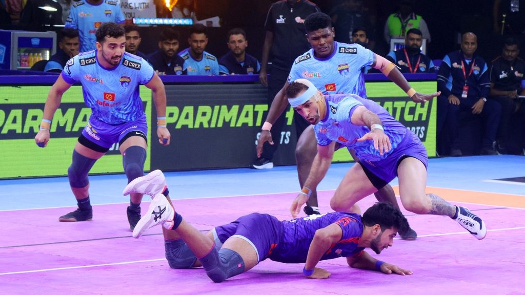 Gujarat Giants look for change in fortunes against Bengal Warriorz in Pro Kabaddi League Season 11   Gujarat Giants look for change in fortunes against Bengal Warriorz in Pro Kabaddi League Season 11