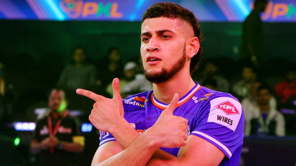 ‘I am PKL’s true all-rounder’ claims Shadloui as he thrives on self-confidence after achieving 300 Tackle Points  