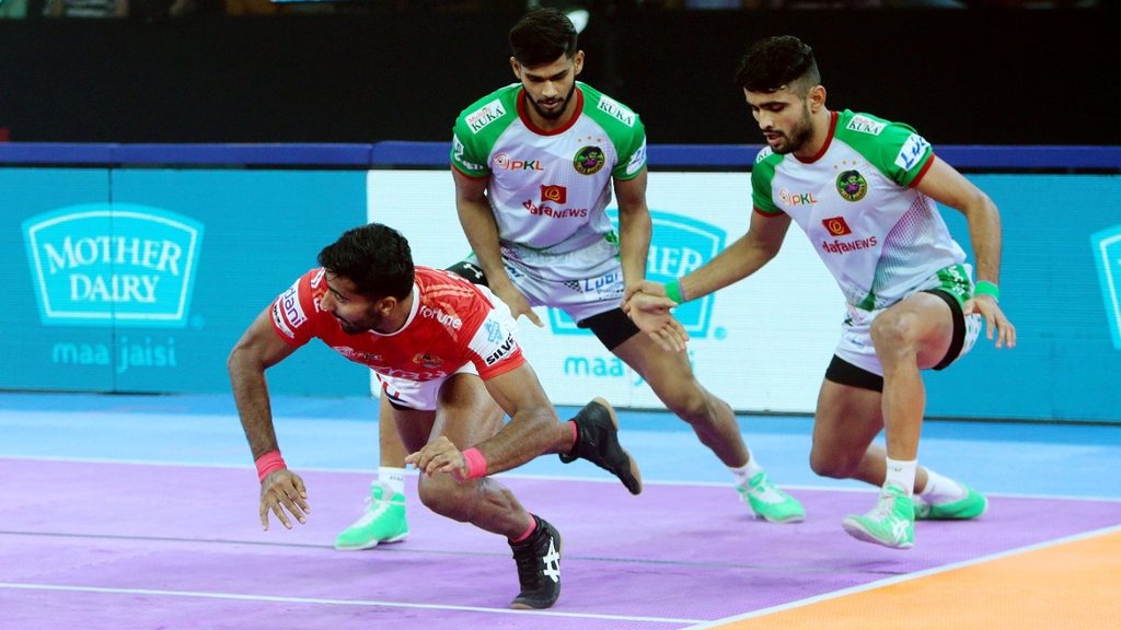 Patna Pirates Produce All-round Performance to Down Gujarat Giants in One-sided Affair  