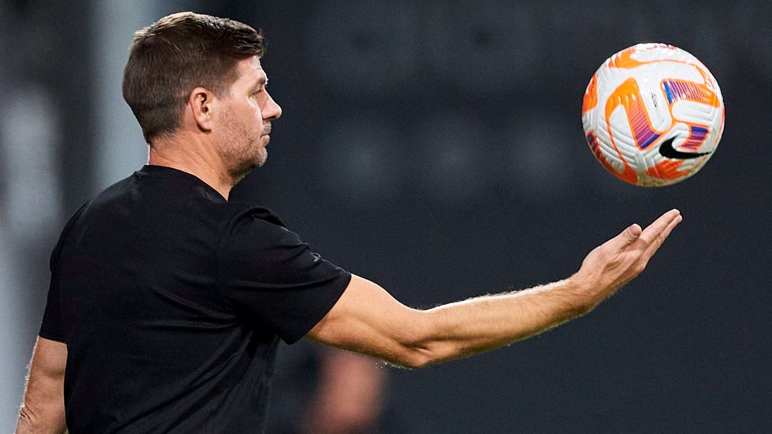 Gerrard accused of waiting for huge Ettifaq pay-off   Gerrard accused of waiting for huge Ettifaq pay-off