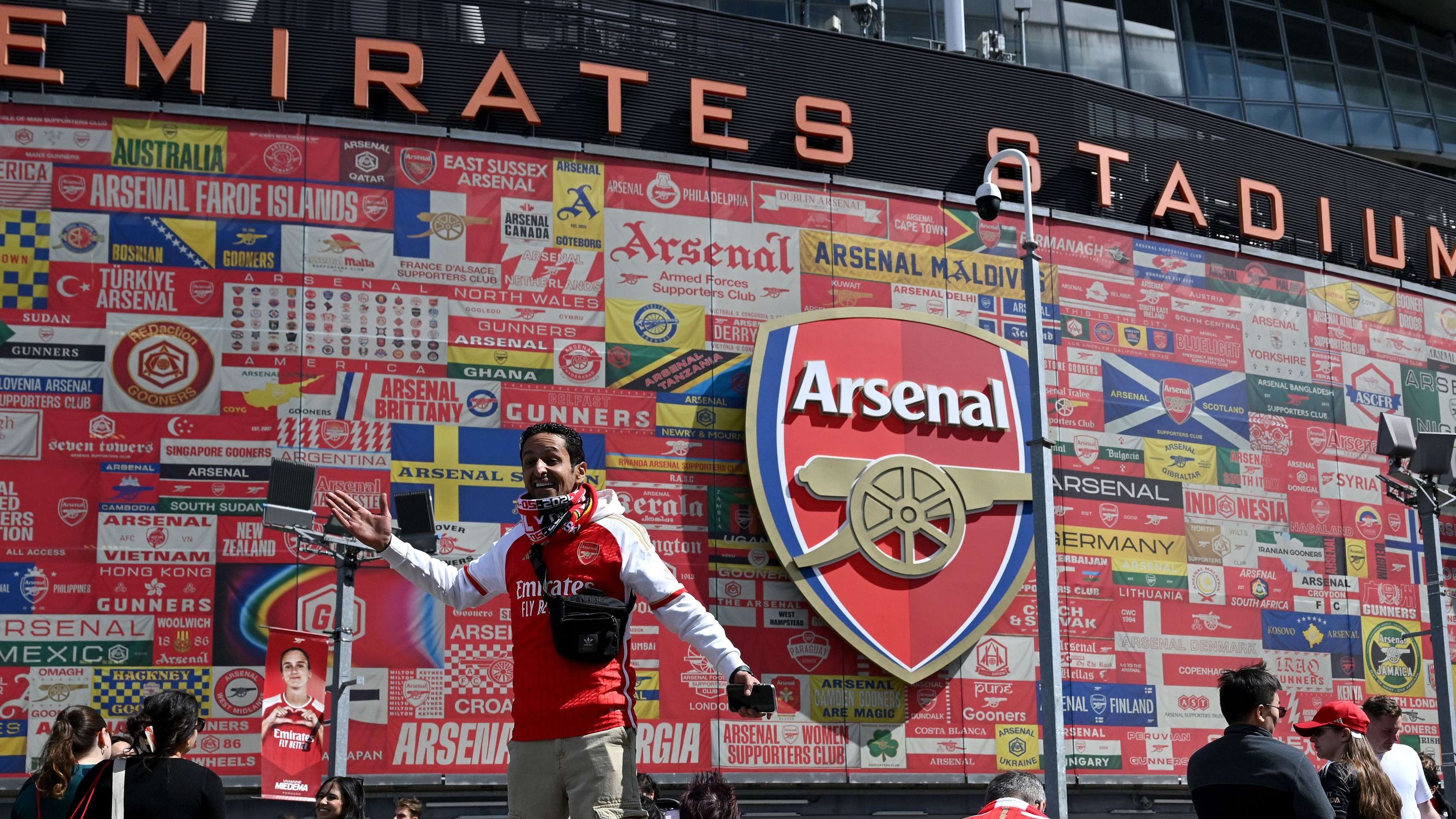 Biggest club in London? Arsenal contributed 'half a billion' to local economy   Biggest club in London? Arsenal contributed 'half a billion' to local economy