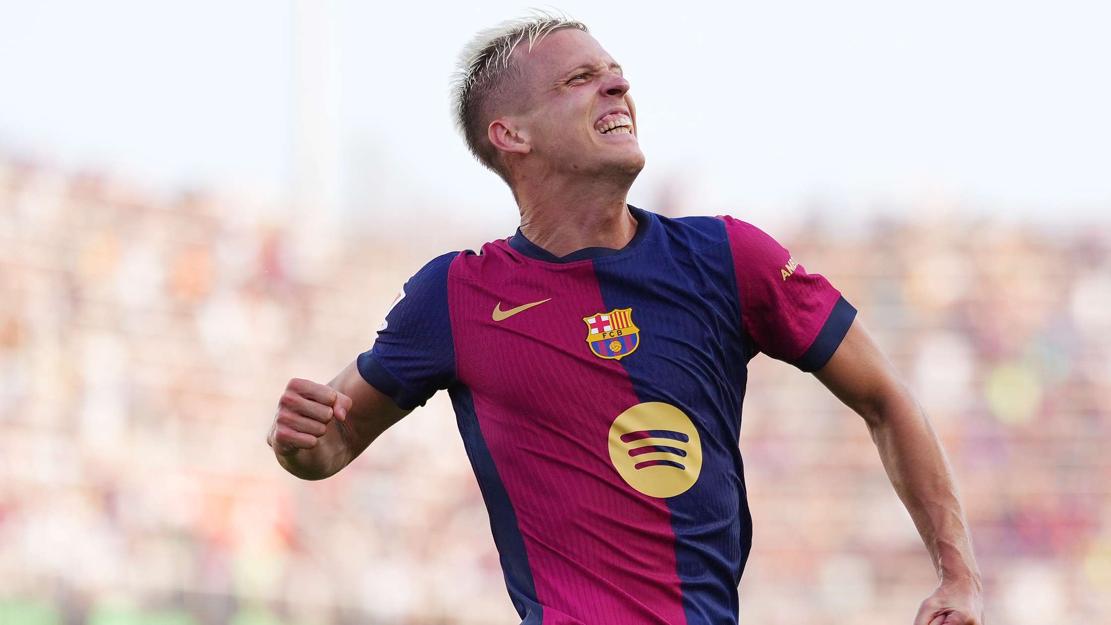 Chelsea linked with stunning January swoop for Barcelona star  