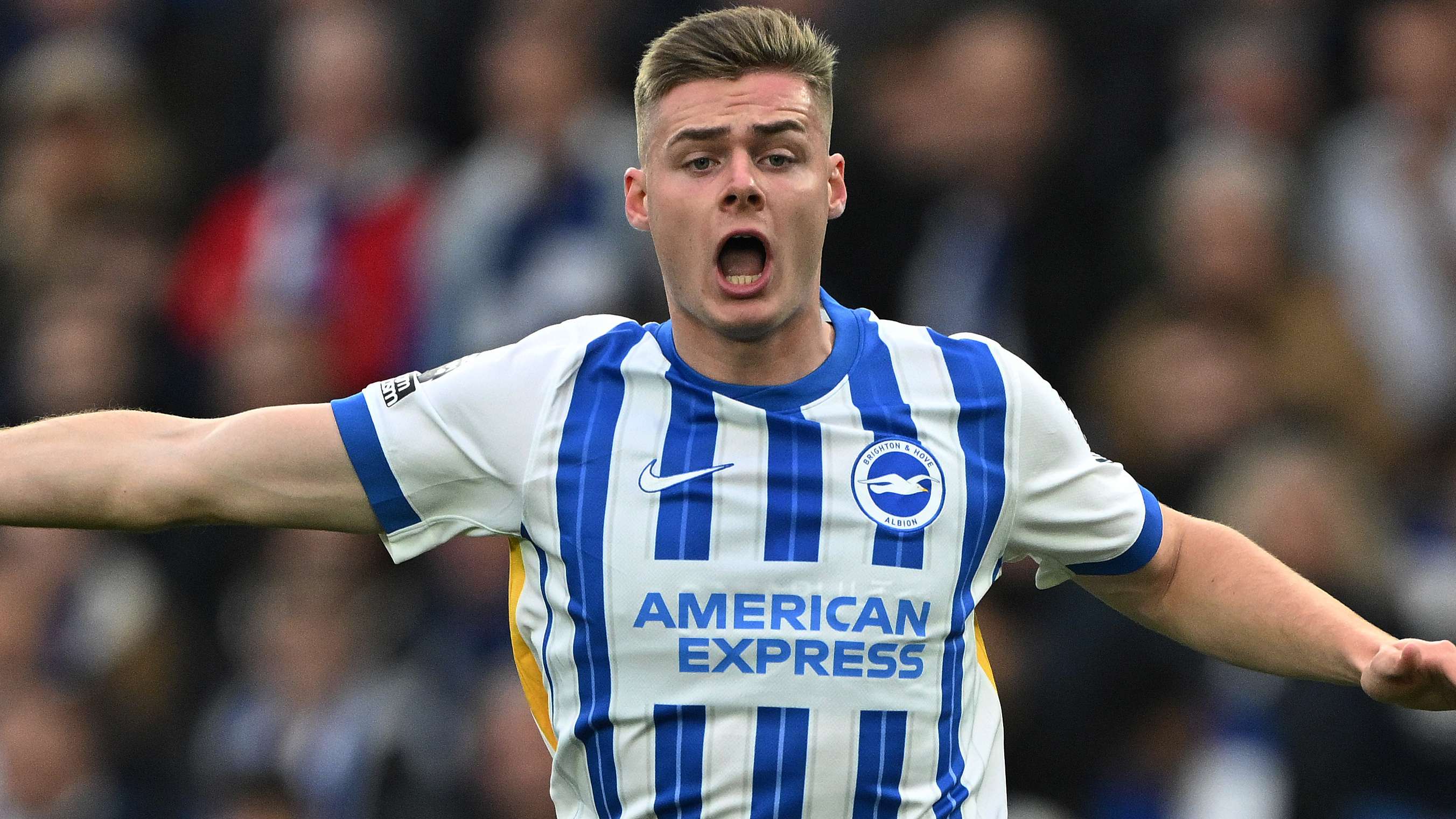 Ferguson linked with January move to Fulham & Leicester   Ferguson linked with January move to Fulham & Leicester