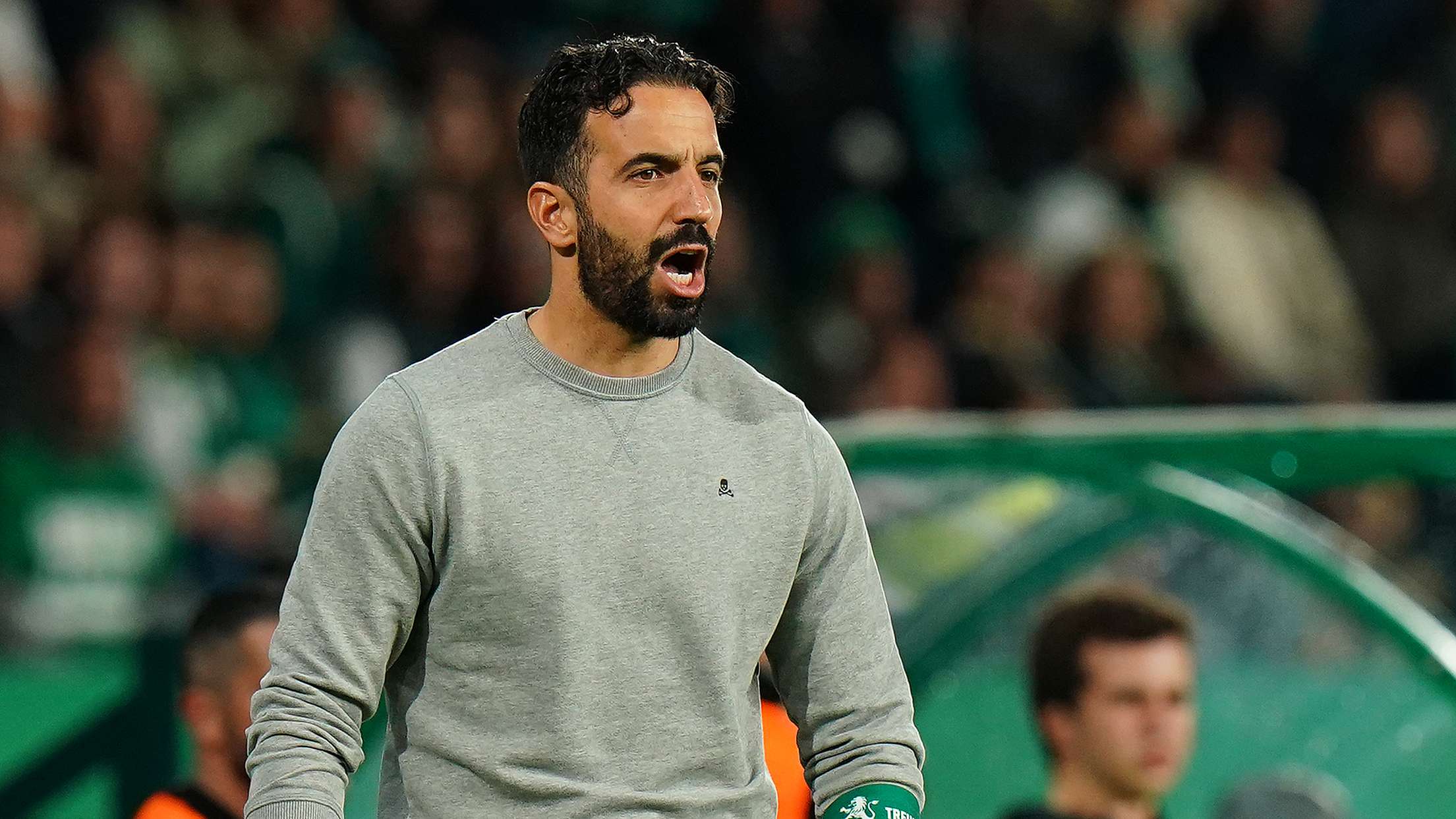 Man Utd flop has 'no intention' of leaving amid Amorim arrival  