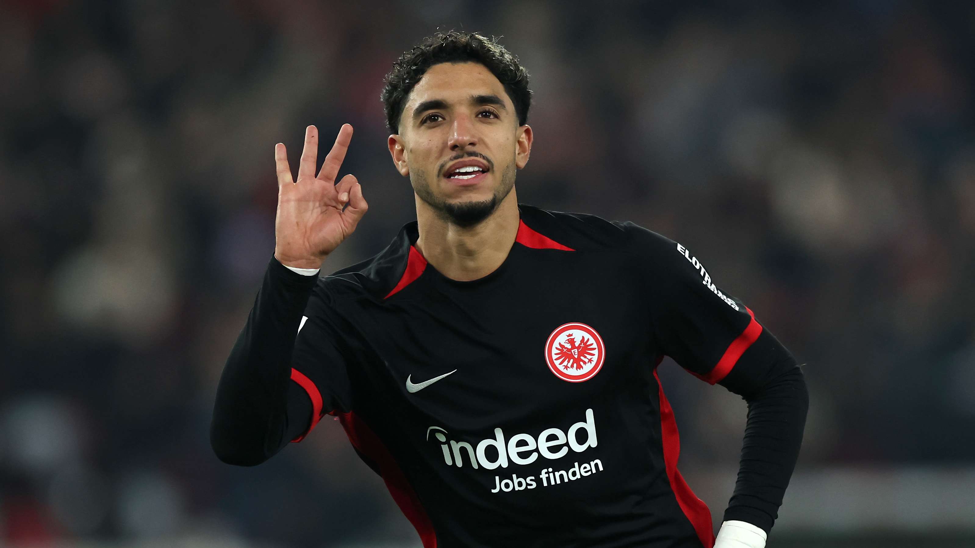 Barca join Bayern and Liverpool in race to sign Frankfurt sensation  