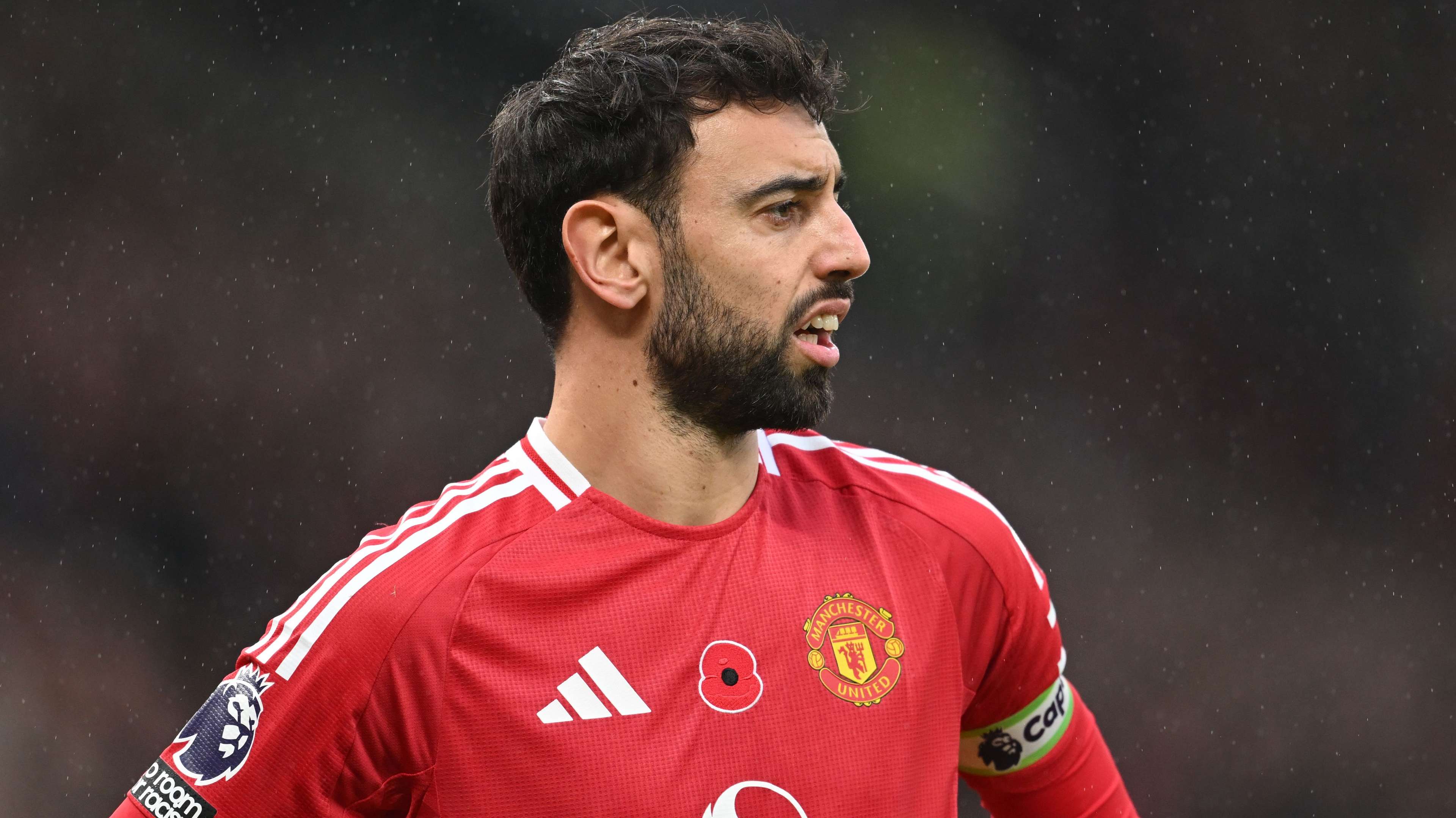 Fernandes labelled ‘flop of the season’ in stunning attack   Fernandes labelled ‘flop of the season’ in stunning attack