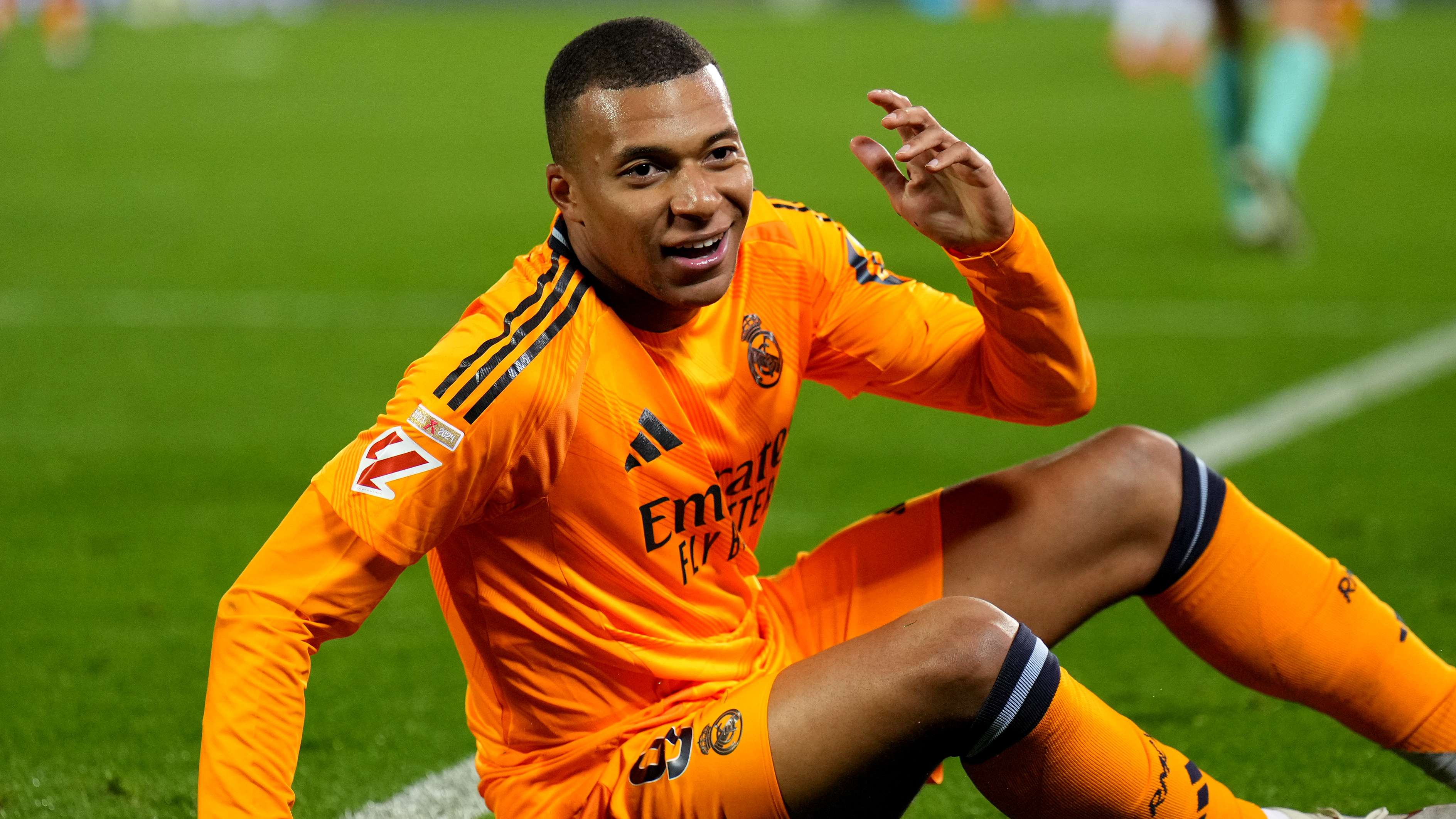 Mbappe told he should have snubbed Real Madrid for English giants  