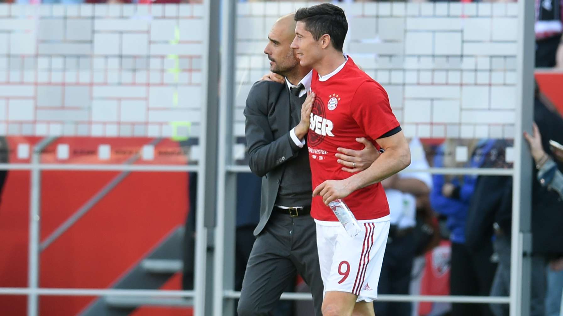 'Guardiola had difficulties at a human level' - Lewandowski reveals how Bayern spell formed Pep  