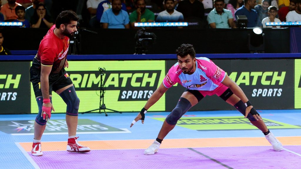 Arjun Deshwal helps Jaipur Pink Panthers win with impressive 19-point performance against Bengaluru Bulls  
