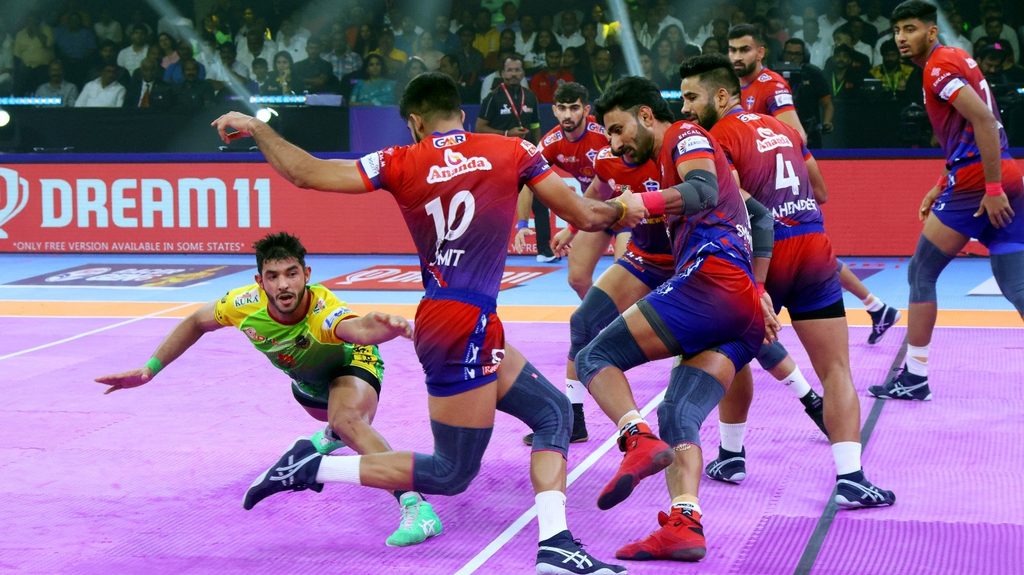 Patna Pirates cross swords with UP Yoddhas in action-packed PKL Season 11 encounter  