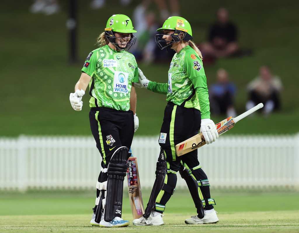 Thunder maintain top spot with thrilling win   Thunder maintain top spot with thrilling win