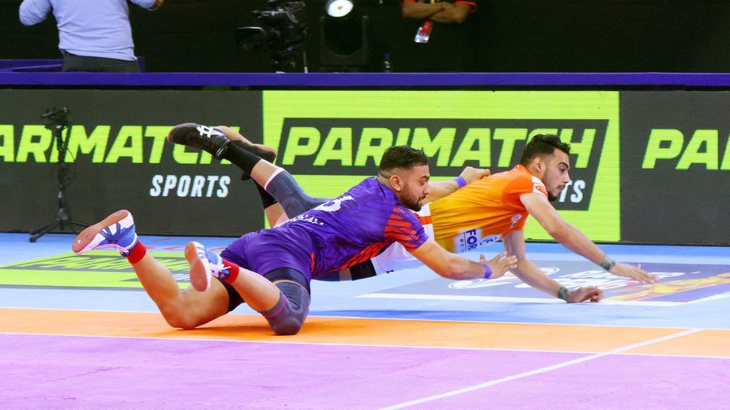 Ashu Malik's Super 10 secures hard-fought tie for Dabang Delhi K.C. against Puneri Paltan   Ashu Malik's Super 10 secures hard-fought tie for Dabang Delhi K.C. against Puneri Paltan